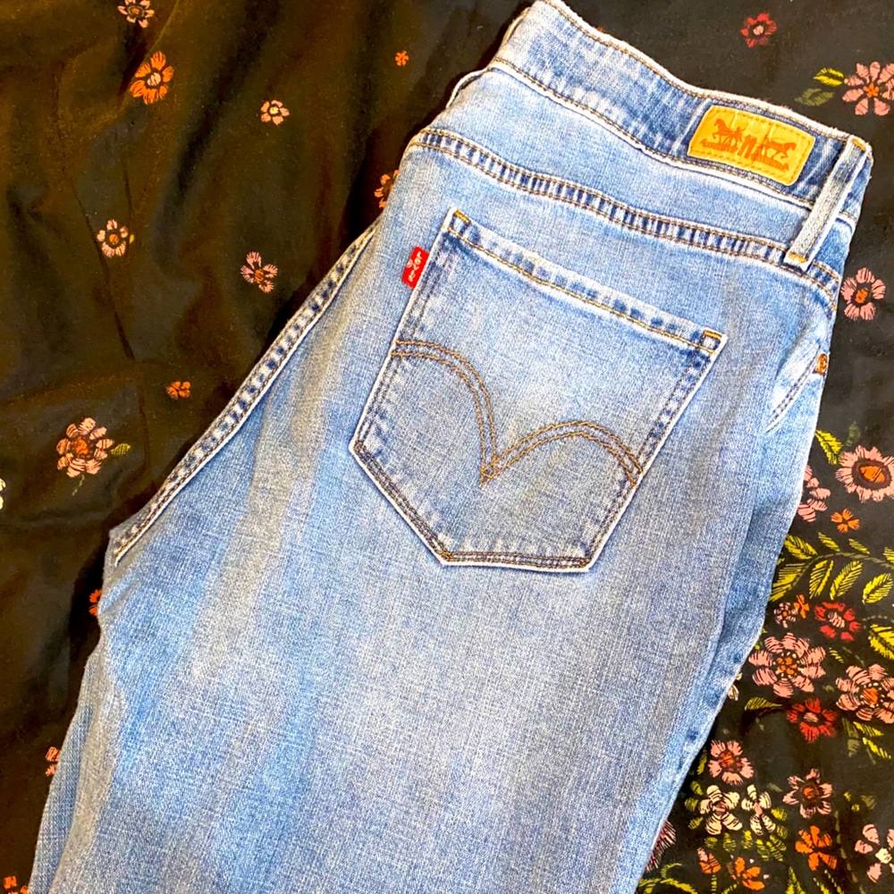 Levi’s 525 Straight Leg Women’s Jeans